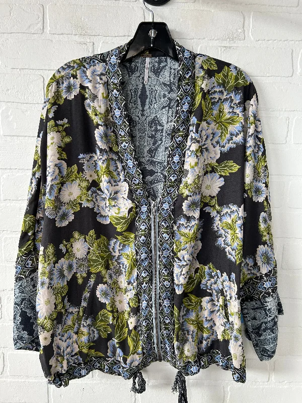 women's tops for those who want to create outfits that are both trendy and timelessTop Long Sleeve By Free People In Floral Print, Size: Xs