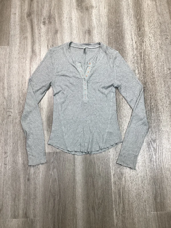 women's tops for those who want to add a personal touch to their wardrobe with unique and one-of-a-kind piecesTop Long Sleeve By Free People In Green, Size: L