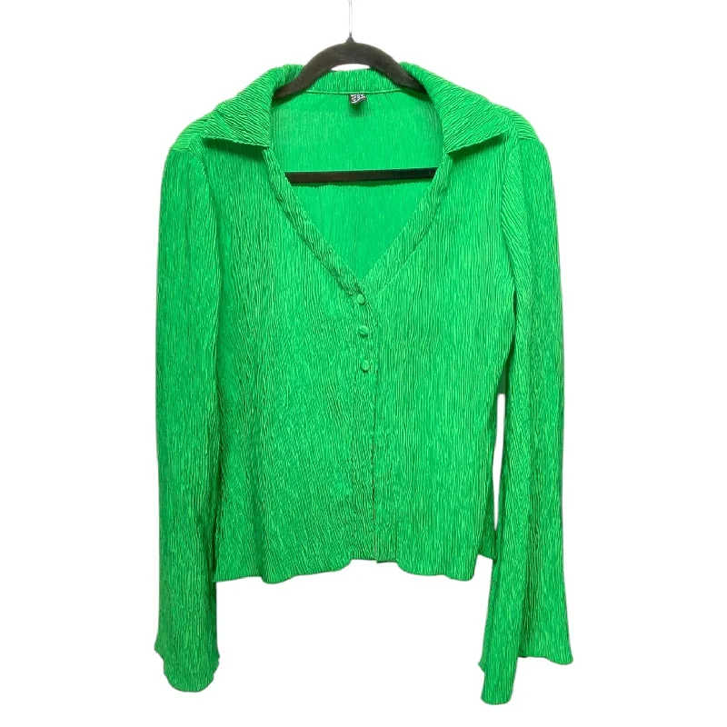 women's tops for those who want to wear pieces that are both comfortable and stylishTop Long Sleeve By Clothes Mentor In Green, Size: M