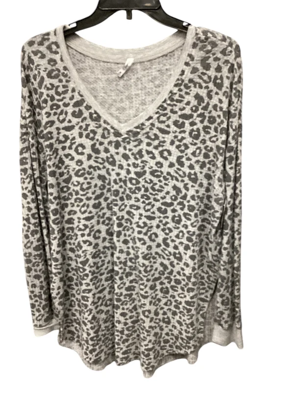 women's tops with asymmetrical designsTop Long Sleeve By Z Supply In Animal Print, Size: M