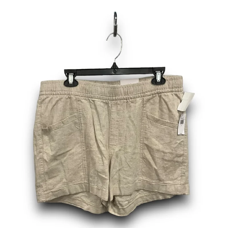 women's petite shortsShorts By Old Navy In Brown, Size: 12