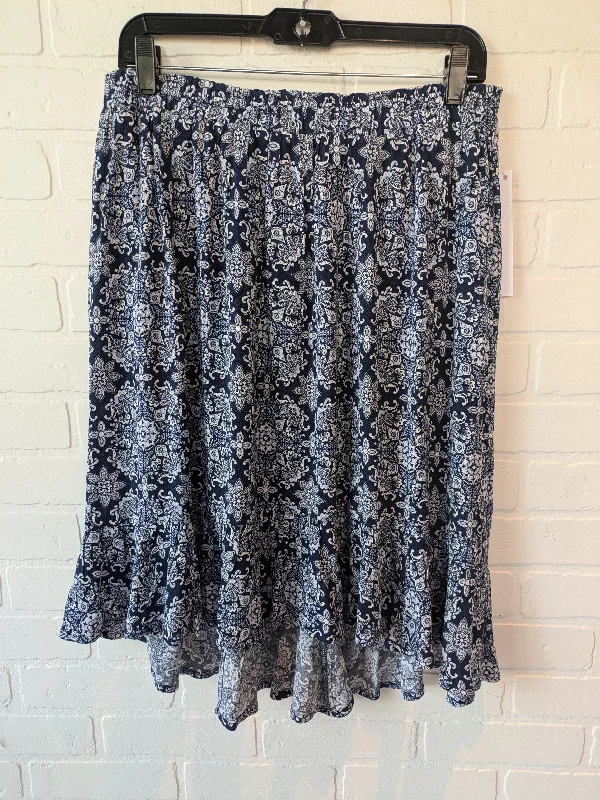 women's elegant skater skirtsBlue & White Skirt Midi Westport, Size 8