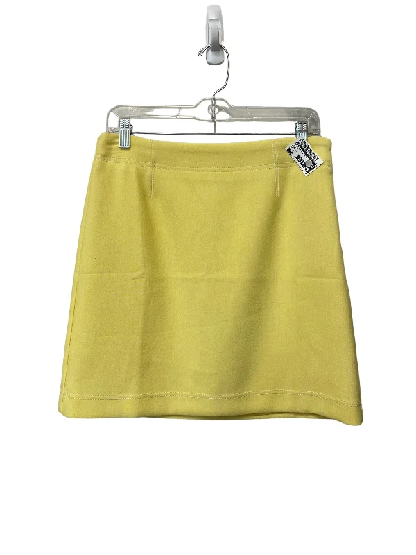 women's velvet skirtsYellow Skirt Mini & Short Loft, Size 4