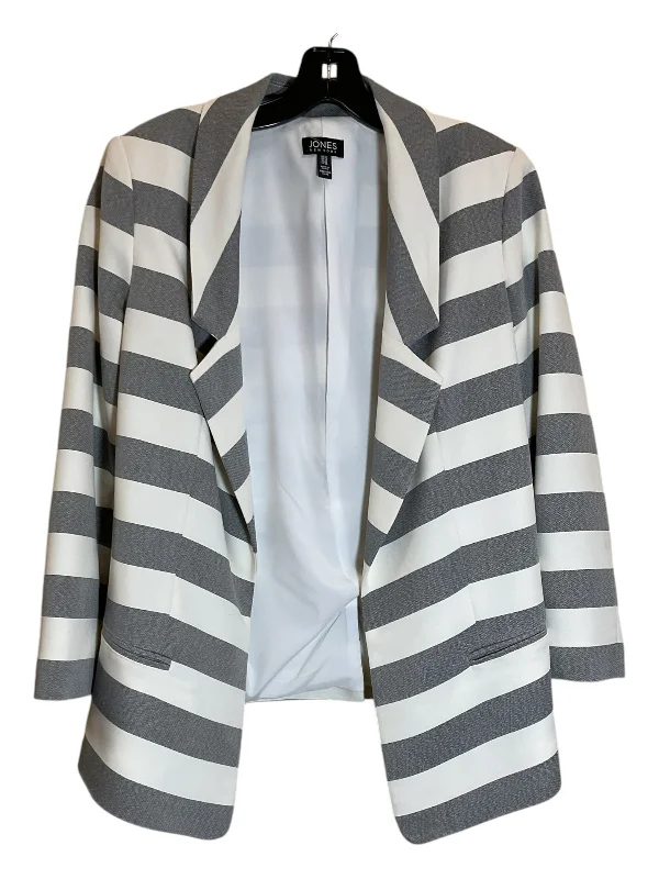 women's coats for hourglass figuresBlazer By Jones New York In Grey & White, Size: M