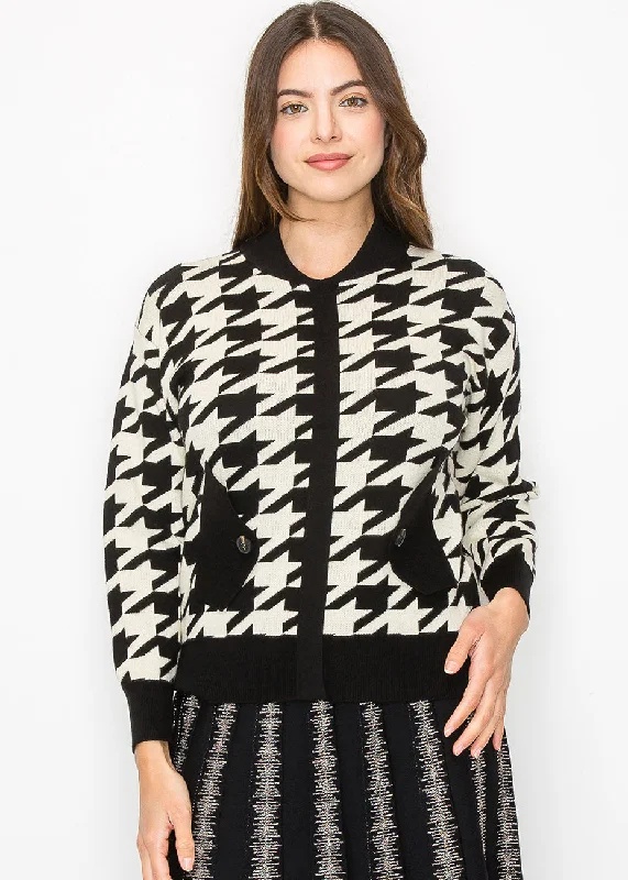 Trendy SweatersClassic Houndstooth Knit Cardigan